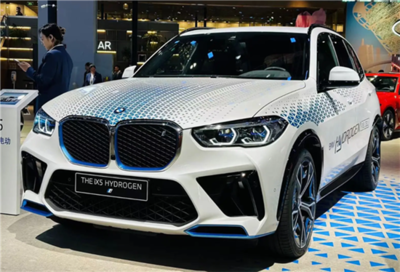 氫能驅(qū)動(dòng)的未來(lái) 寶馬攜手豐田開(kāi)啟氫動(dòng)力汽車(chē)路測(cè)，引領(lǐng)綠色出行新浪潮